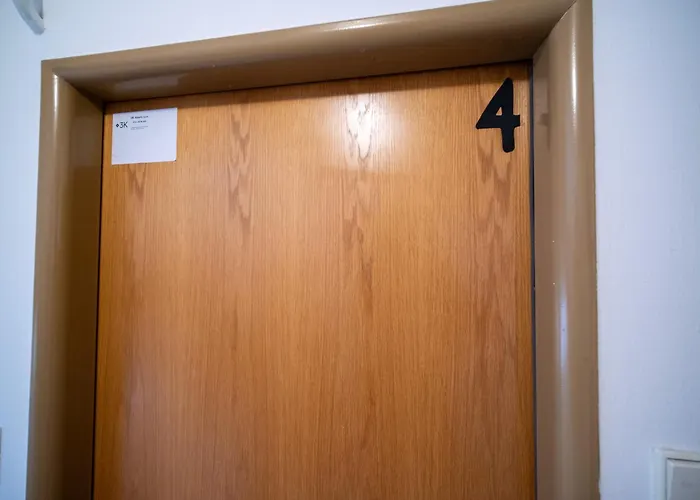 Apartment Ve Stredu Deni Podebrady